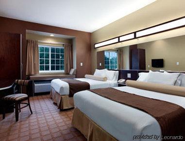 Microtel Inn & Suites By Wyndham Брайсън Сити Стая снимка